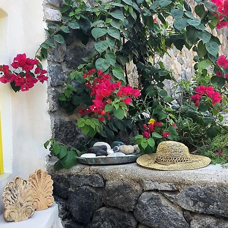 Mantilida Villa Emporio  Eksteriør bilde